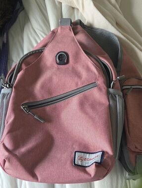 Zomake Dusty Rose Sling Backpack with Gray Accents